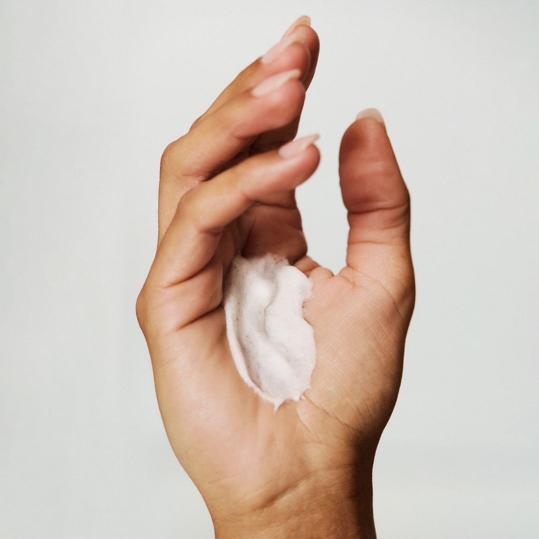 Creamy Quartz & Enzyme Exfoliator - Nuori
